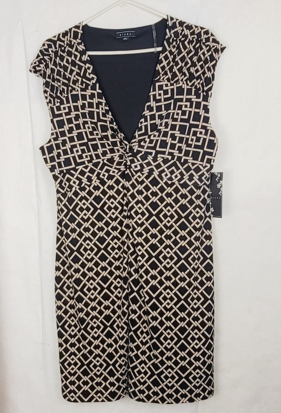 New Kiara black and tan geometric print sheath dress Size XXL Career Stretch